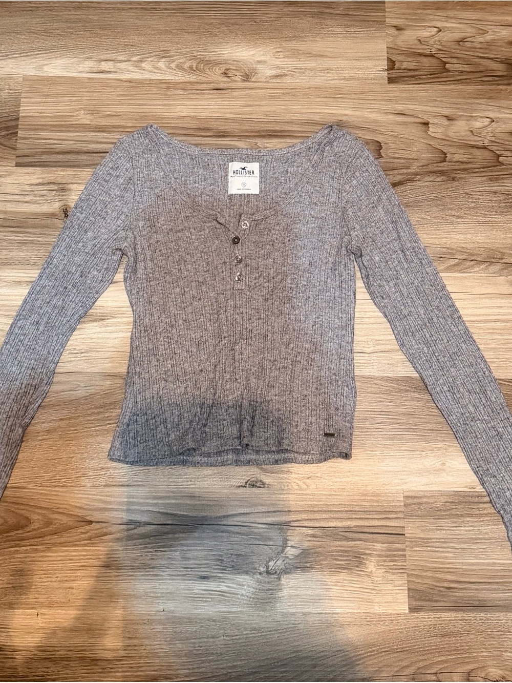 Hollister Gray Ribbed Long-Sleeve Henley Top